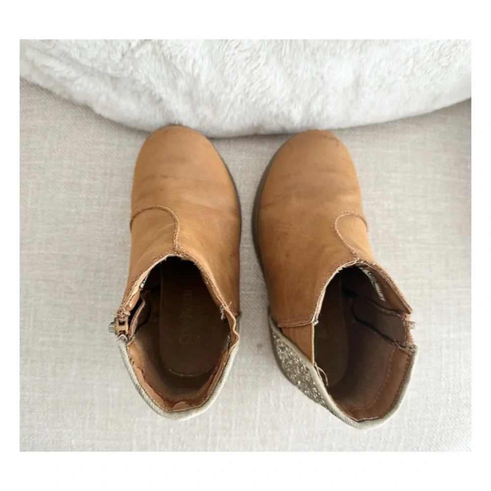 Oshkosh Bootie’s